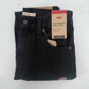 NWT Levis Jeans 24x27, High Waisted Mom Jeans, Washed Black, Distressed Denim